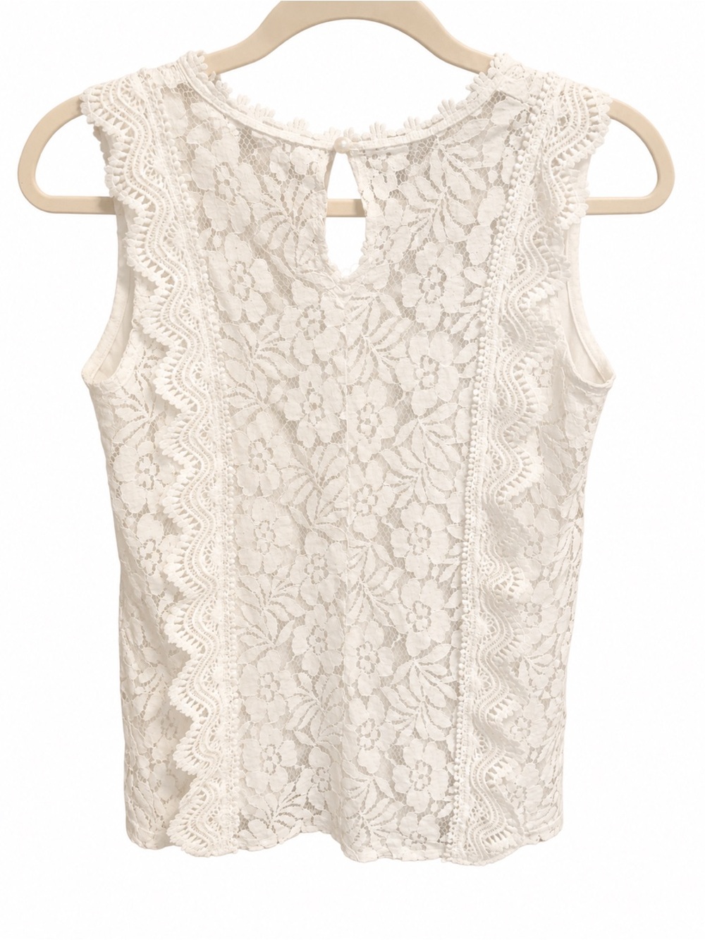 Floral Lace Sleeveless Blouse in White lined in front only - Picture 6 of 6